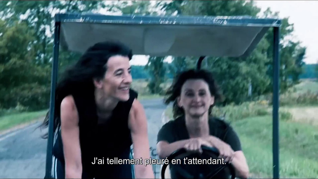 Vic + Flo ont vu un Ours avec Romane Bohringer, Marc-André Grondin, Pierrette Robitaille