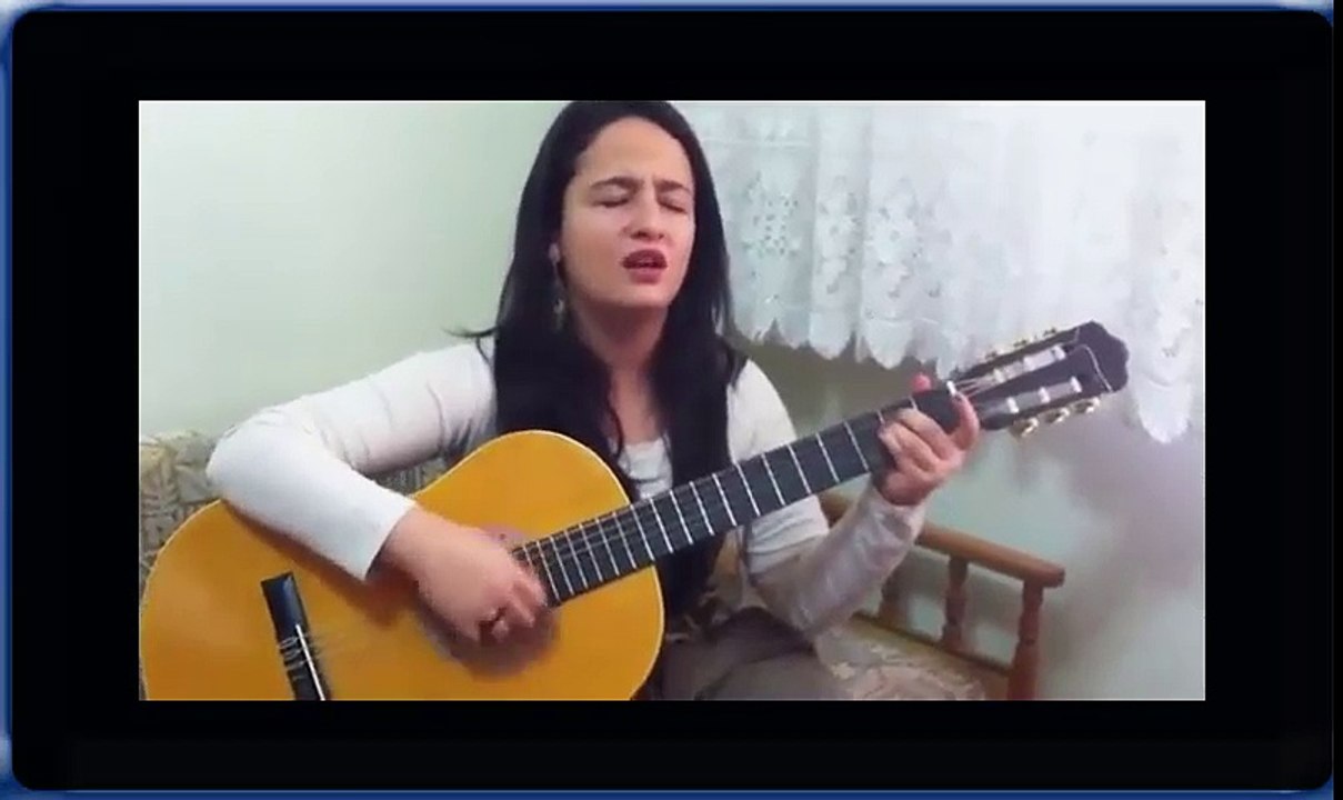 Ceren Bozkurt Seni Sevmeyi Ağır Ödüyorum