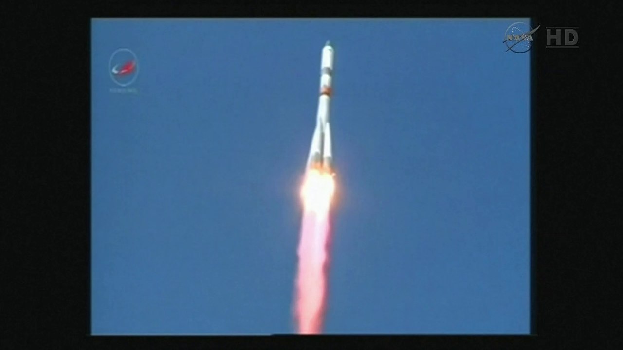 [ISS] Launch of Soyuz 2-1A Rocket with Progress M-25M Spacecraft