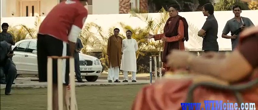 Rakhta Charitra 1 (2010)_clip4