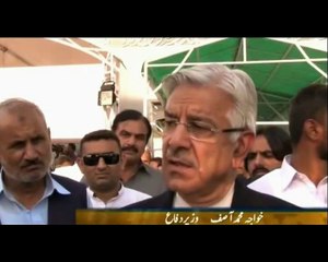 Khawaja Asif Tezabi tottay :D