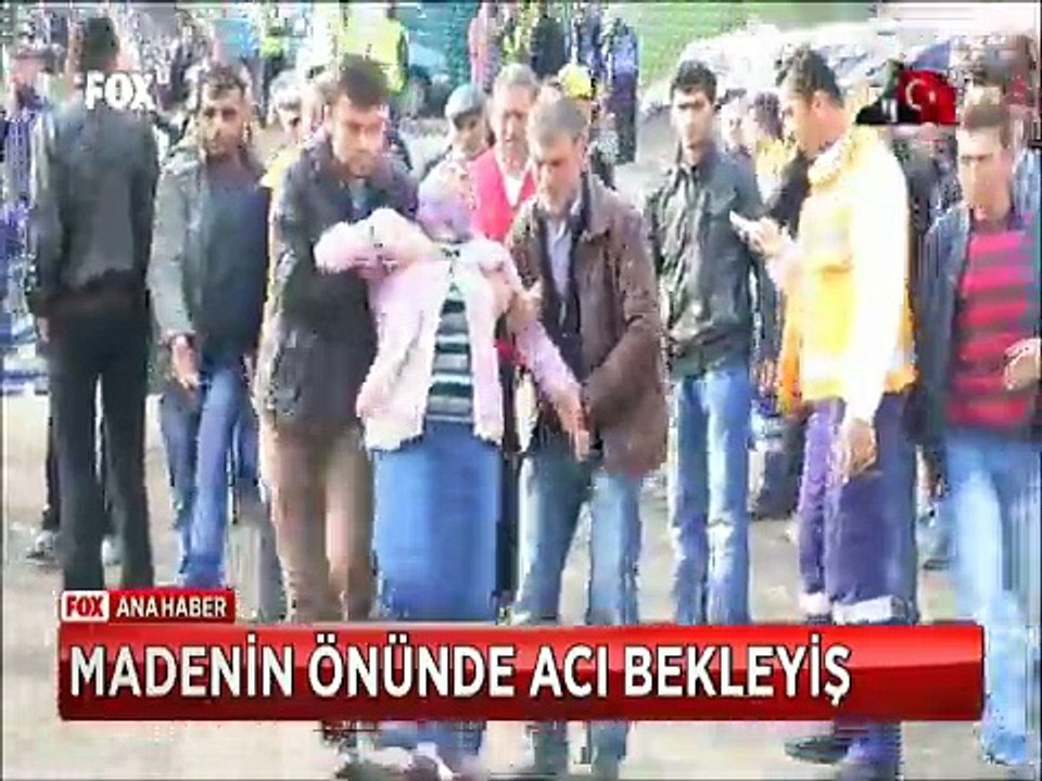 Madenin önünde acı bekleyiş çocuklar babalarını böyle bekliyor