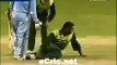 Spirit of Cricket  Virender Sehwag Shows Spotrsmanship towards Shoaib Akhtar