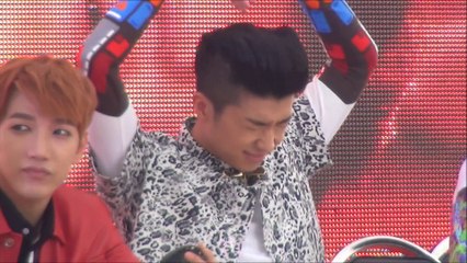 [FANCAM] 141010 PRESS CONFERENCE 우영