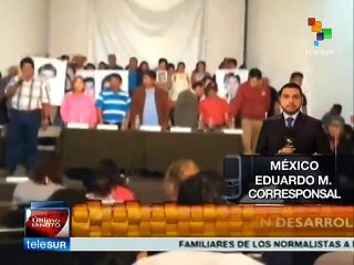 Padres de normalistas desaparecidos no confían en el gobierno