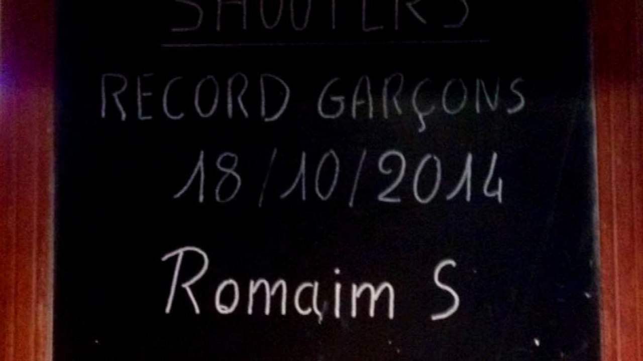 Il meurt après avoir bu 56 "shooters" d'alcool: sa fille témoigne