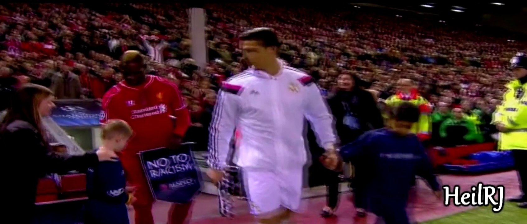 Cristiano Ronaldo : best soccer player ever - Amazing Skills Show compilation