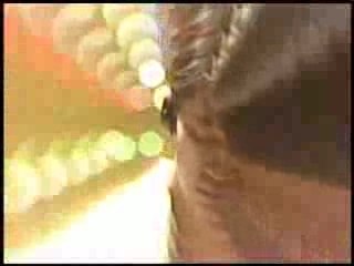 Ymo "see how the world goes round"