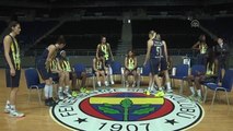 Fenerbahçe Kadın Basketbol Takımı, Gazetecilerle Bir Araya Geldi
