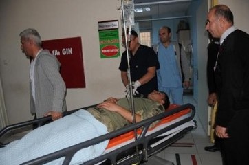 Çukurca'da Gerginlik, Bir Astsubay ile 5 Asker Yaralı