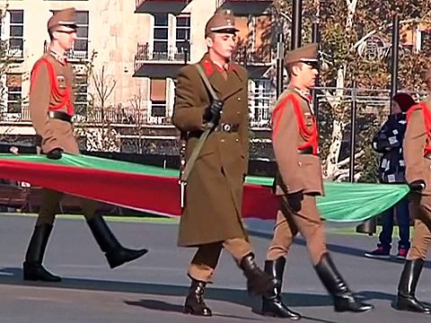 Налог на Интернет вызвал в Венгрии масштабные протесты