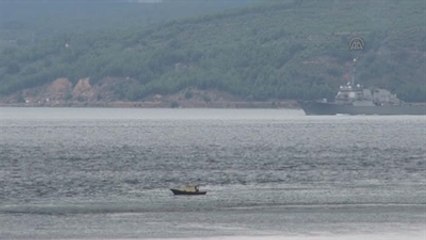 ABD Askeri Gemisi Çanakkale Boğazı'ndan Geçti