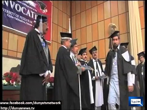 KP Student Denies To Receive Degree From KP Governor and Chants Go Nawaz Go