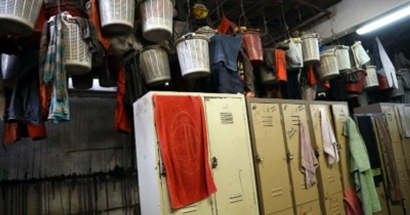 Ermenek'te Madencilerin Soyunma Odaları Çalışma Şartlarını Gösteriyor