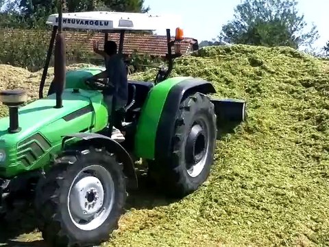 Deutz-Fahr Agrolux 80 Ve Silaj Yığınları - Tarım Günlükleri