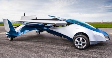 Uçan Spor Araba Göklerde!