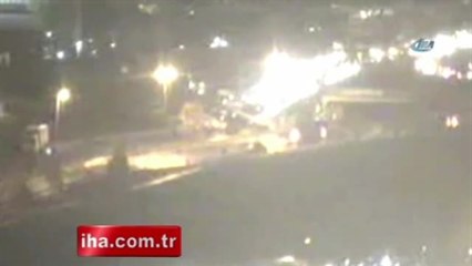 İstanbul'da Köprü Çöktü