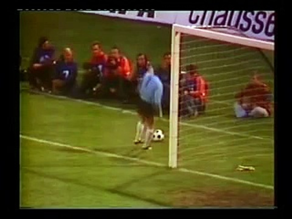 SAINT ETIENNE - BAYERN MUNICH  1976  2E