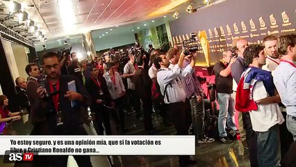 Tebas y los premios x AzT