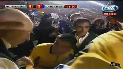 Quand un arbitre est assommé par un rouleau de papier toilette