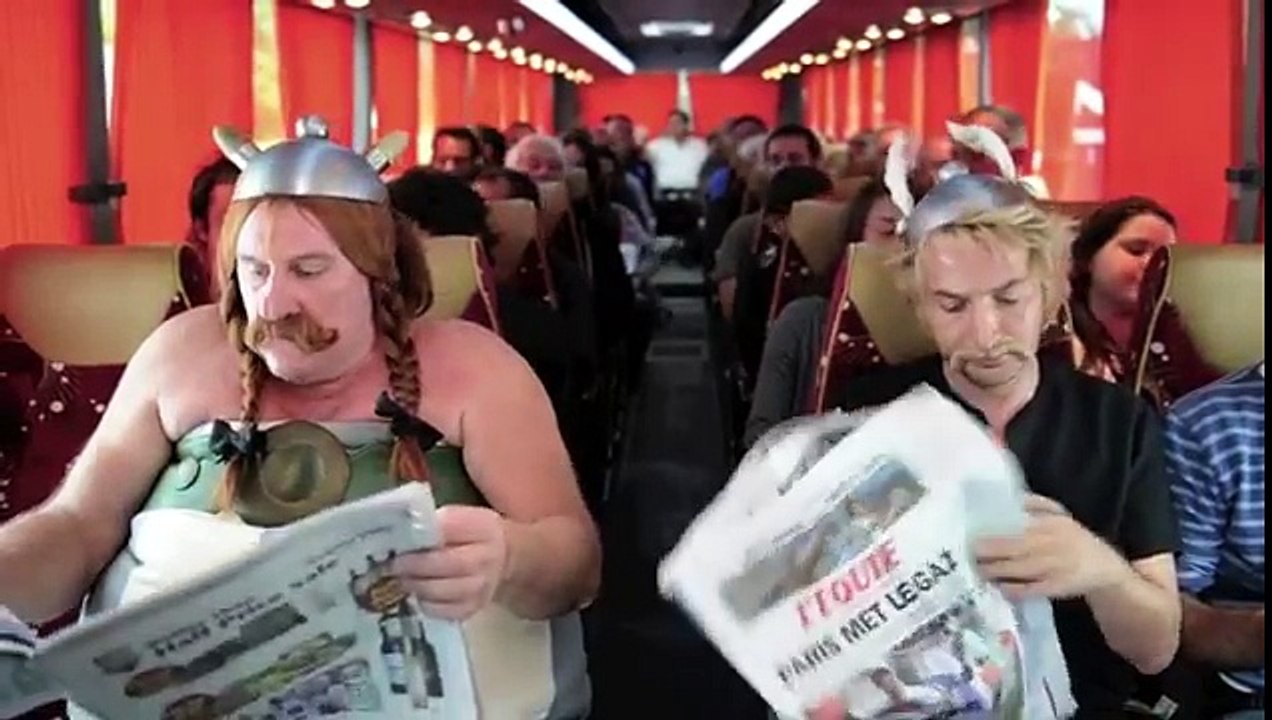 Astérix et Obélix au service de sa Majesté (2012) - bande-annonce promo du film