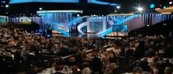 Claire Danes reçoit un Golden Globes pour "Homeland"