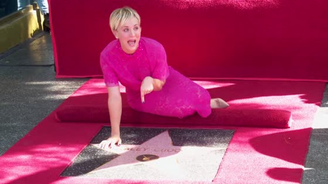 Kaley cuoco ist nun ganz offiziell ein star