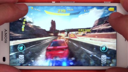 Vidéo-test du Xperia Z3 Compact : petit mais costaud ?