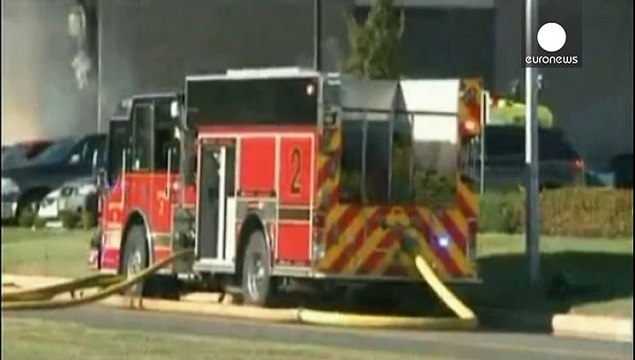 ΗΠΑ - Κάνσας: Συντριβή δικινητήριου αεροπλάνου σε κτίριο - Τέσσερις νεκροί