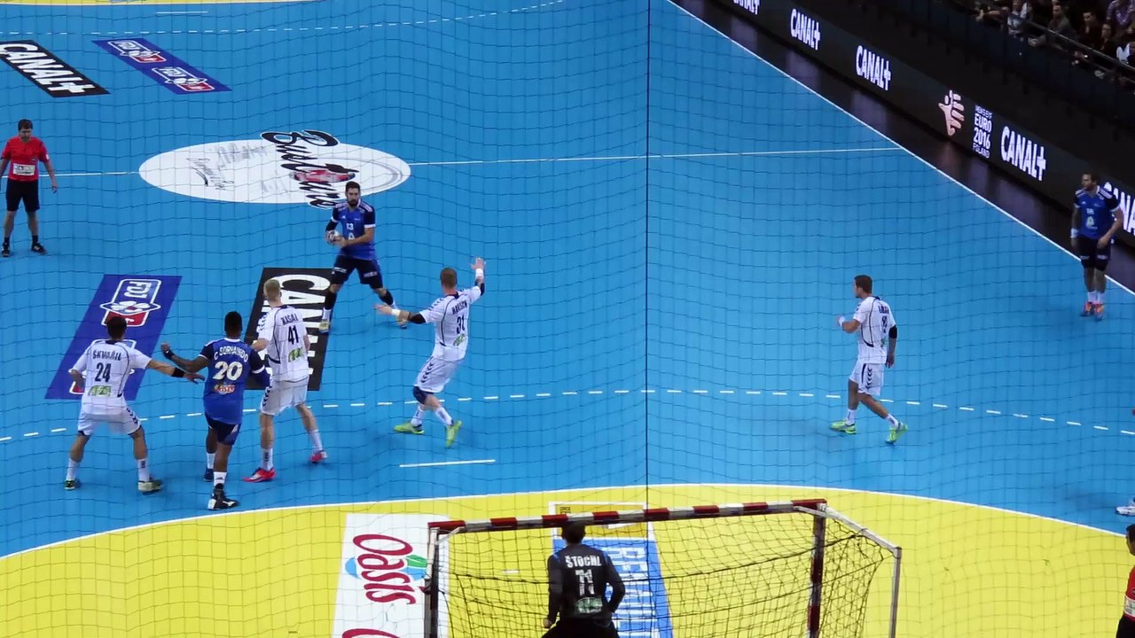 Handball kung fu G.Joli - K.Mahé - France vs République Tchèque - 30/10/2014 à Chambéry