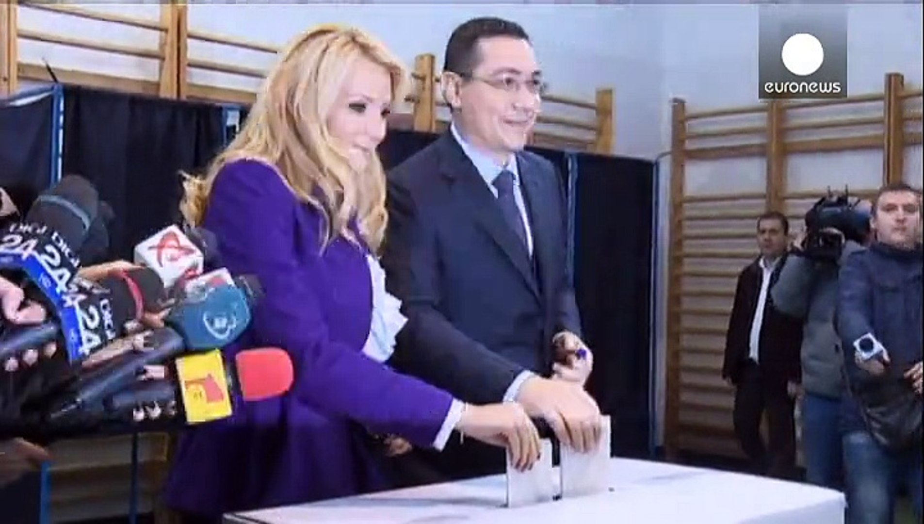 ⁣Румунія обирає президента: прем'єр - у фаворитах