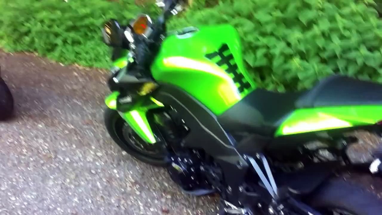 Ducati Monster vs Kawasaki Z1000 - Egzos Sesi - Araba Tutkum