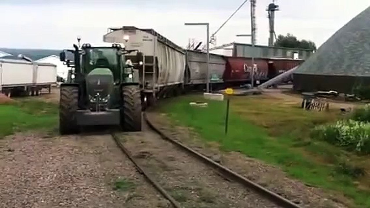 Fendt Tren'de Çekti - Tarım Günlükleri