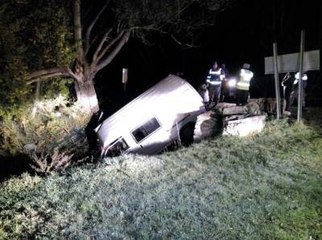 Beyşehir'de Minibüs Sulama Kanalına Düştü: 6 Yaralı