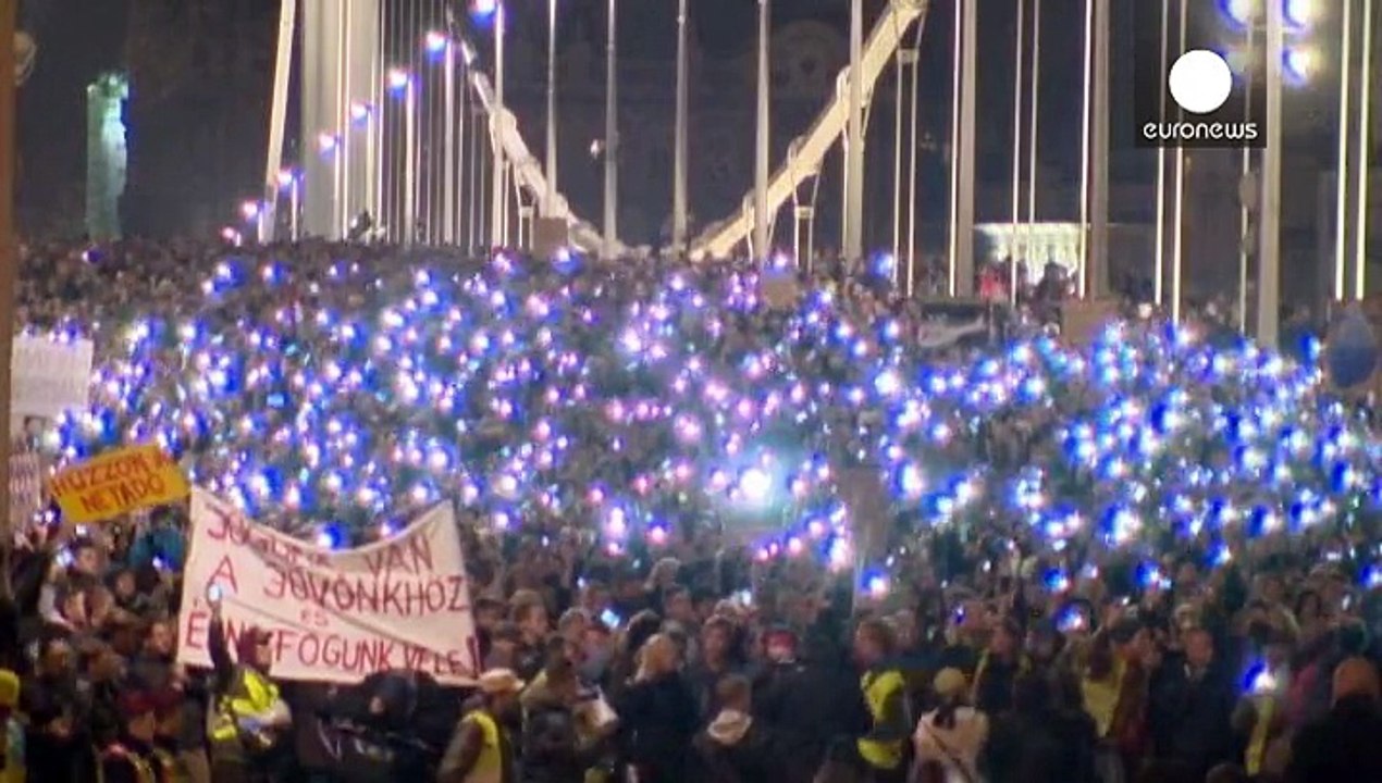 Orbán gibt nach: Vorerst keine Internetsteuer in Ungarn