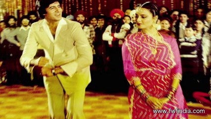 (Stale Mate.mp3)Amitabh and Rekha in Shamitabh