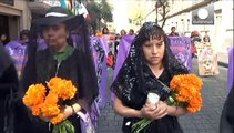 ادامه اعتراضات خانواده های دانشجویان ناپدید شده مکزیکی