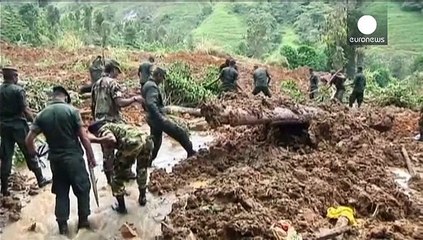 Erdrutsch in Sri Lanka - Suche nach Verschütteten geht weiter