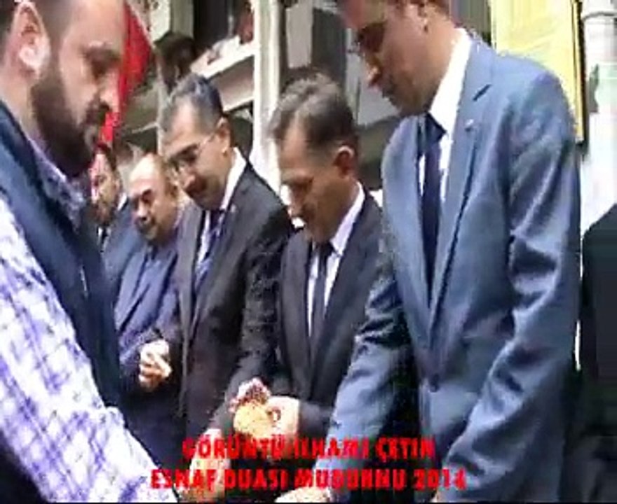Bolu valisi Ahmet Zahreroğulları Esnaf Duasına Katıldı.