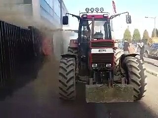 Action coup de poing des jeunes agriculteurs