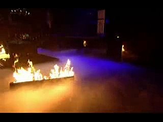 Lady GaGa chauve pour chanter "Hair"