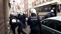 Images exclusives des arrestations de manifestants à St-Gilles
