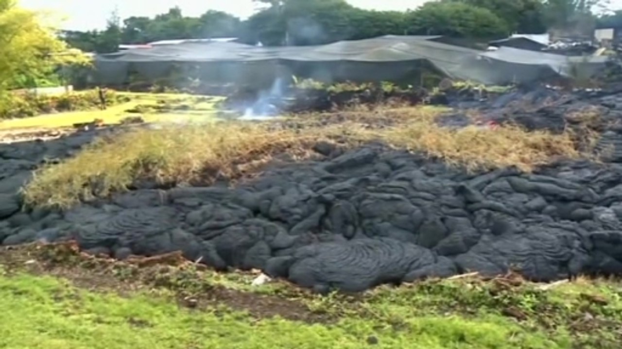 Lava slows as it approaches Hawaiian town