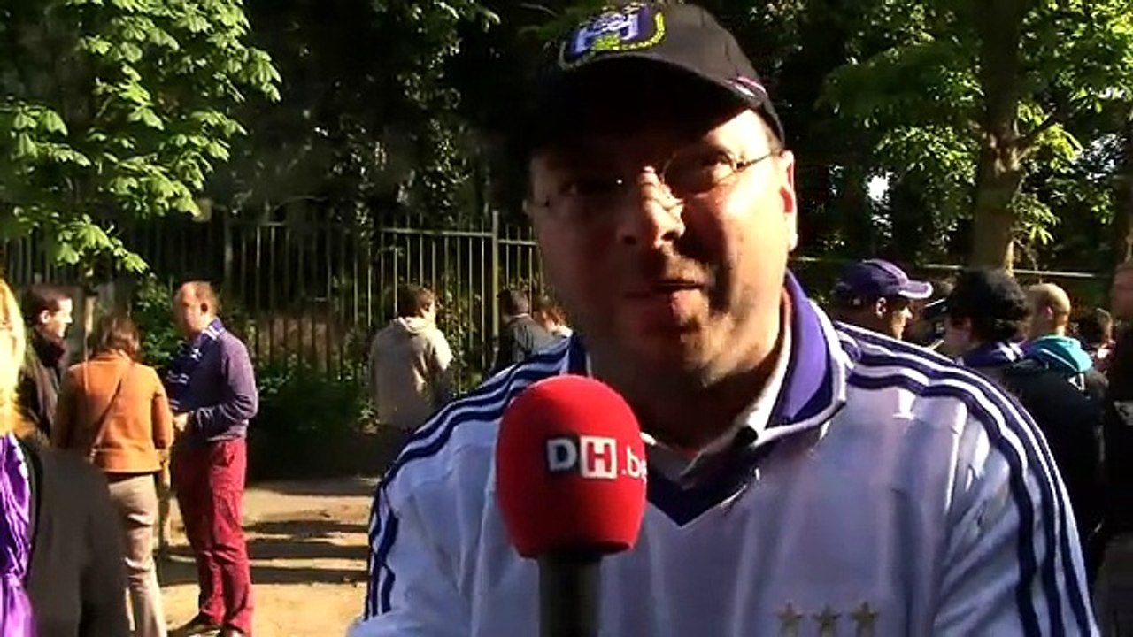 RSCA-Standard: les supporters fêtent la victoire et le titre