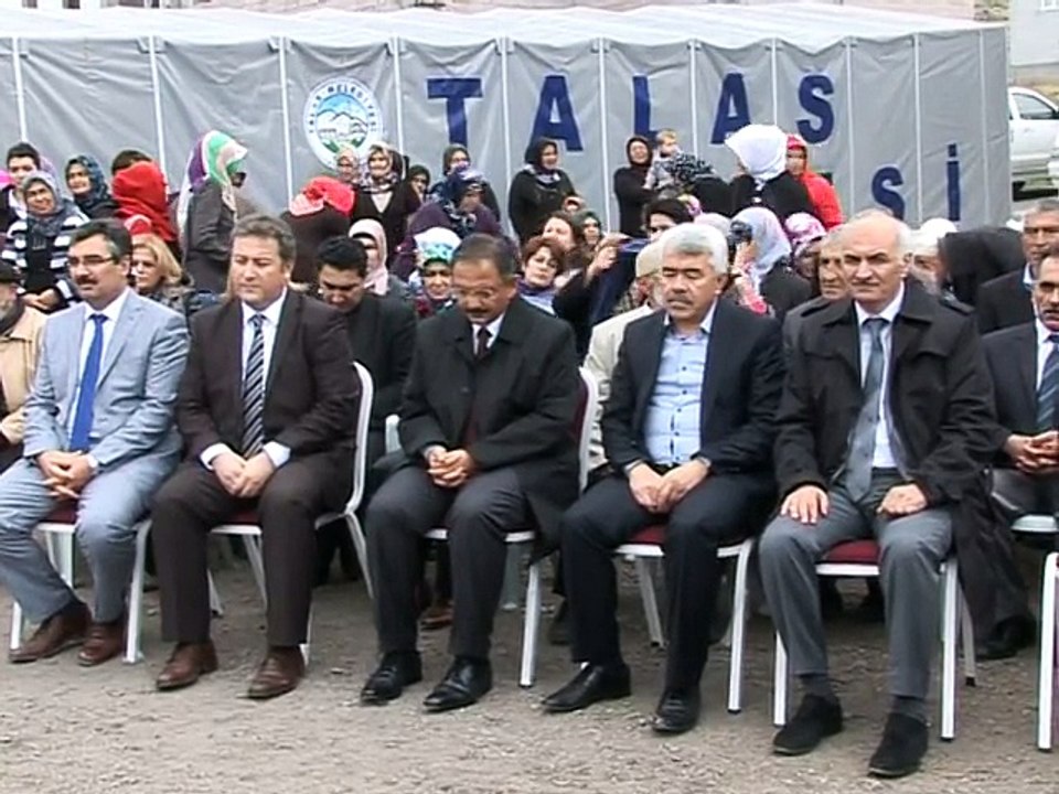BAŞAKPINAR'DA BAŞKAN ÖZHASEKİ'Lİ TEMEL ATMA YENİ