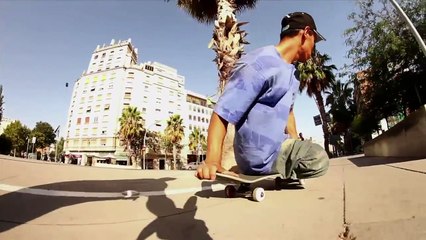 Amputé des deux jambes, pro du freestyle sur skateboard