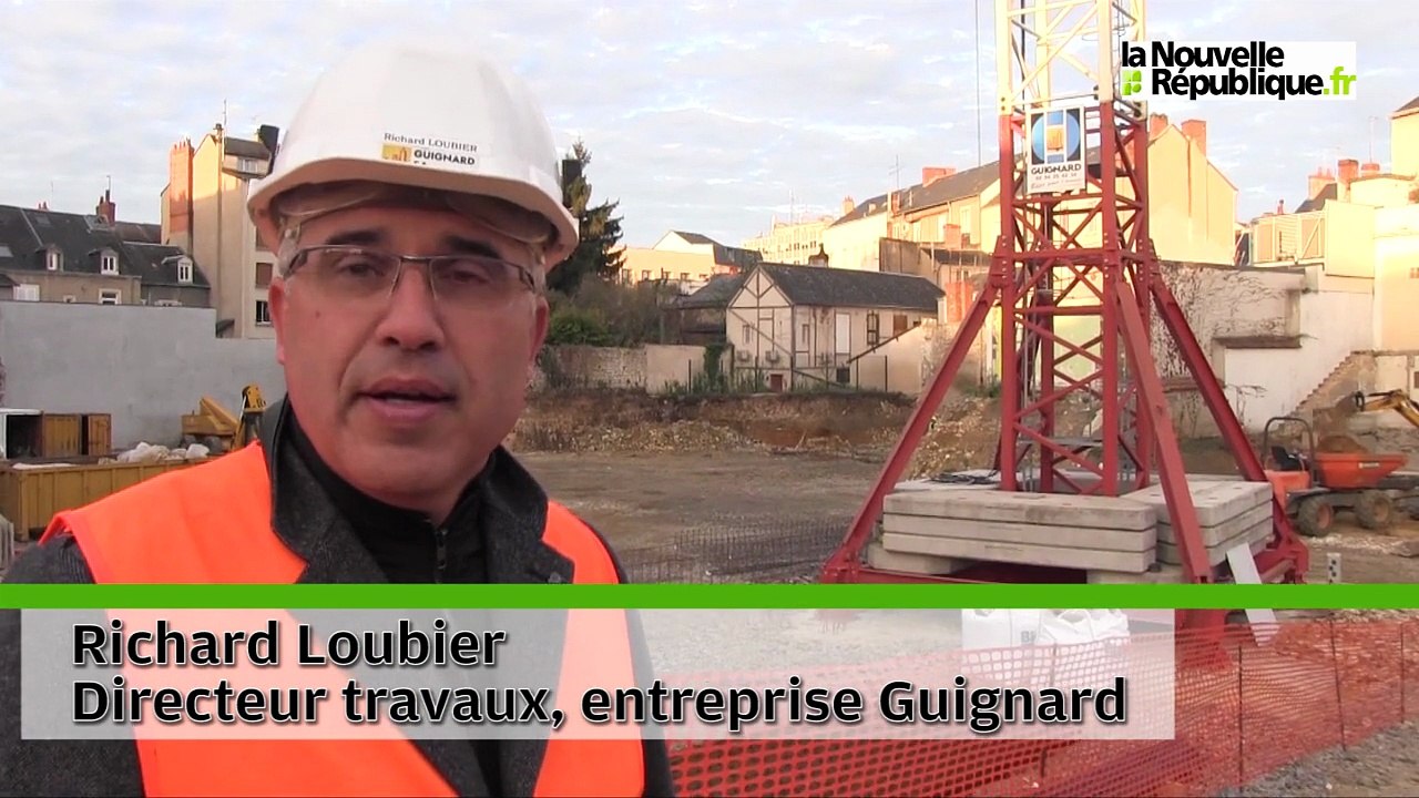 VIDEO. Châteauroux. Quarante-cinq mètres de vide sous la grue