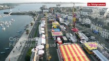 Concarneau. Fête foraine : vue de la grande roue