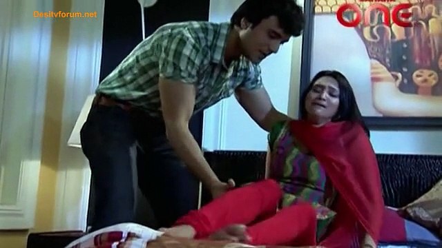 Haunted Nights - Kaun Hai Woh 31st October 2014 Video Watch pt1