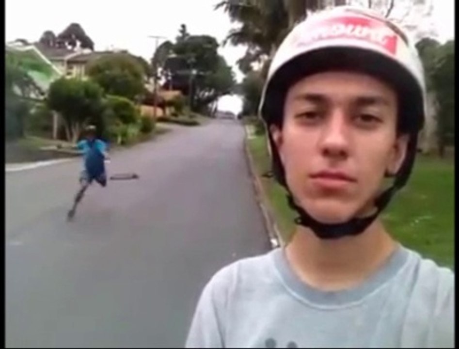 Longboard Selfie Fail